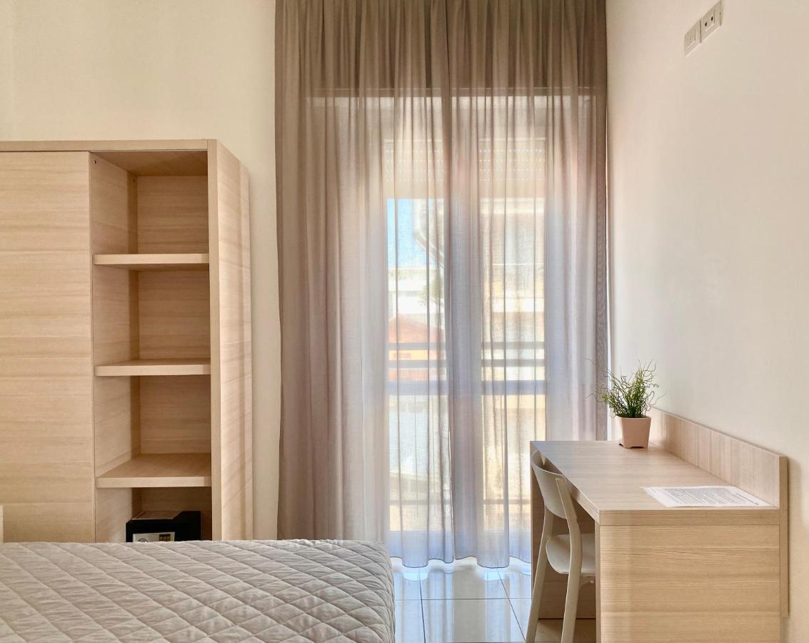 Santa Barbara Hotel & Apartments 贝拉里亚-伊贾马里纳 外观 照片