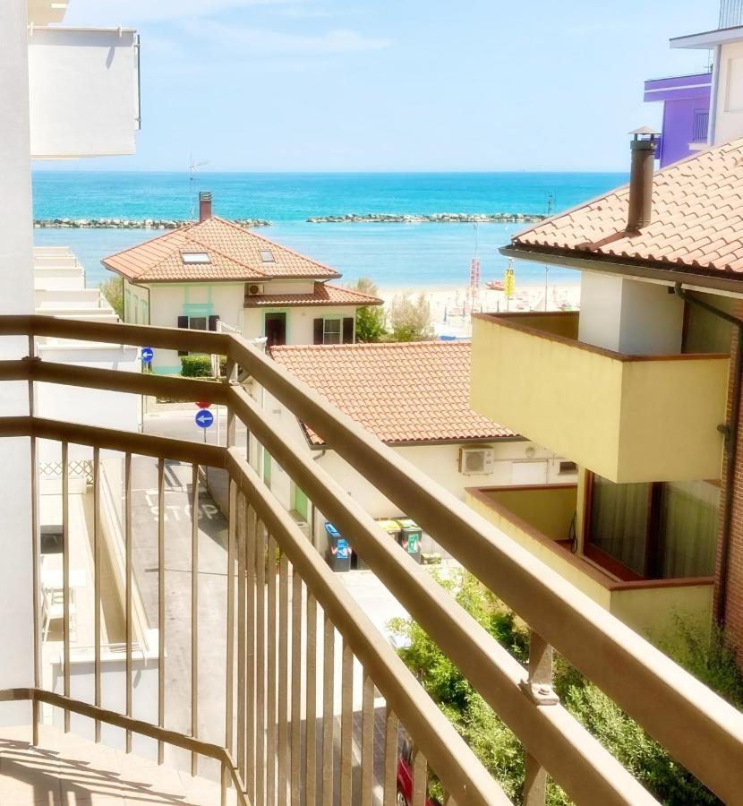 Santa Barbara Hotel & Apartments 贝拉里亚-伊贾马里纳 外观 照片