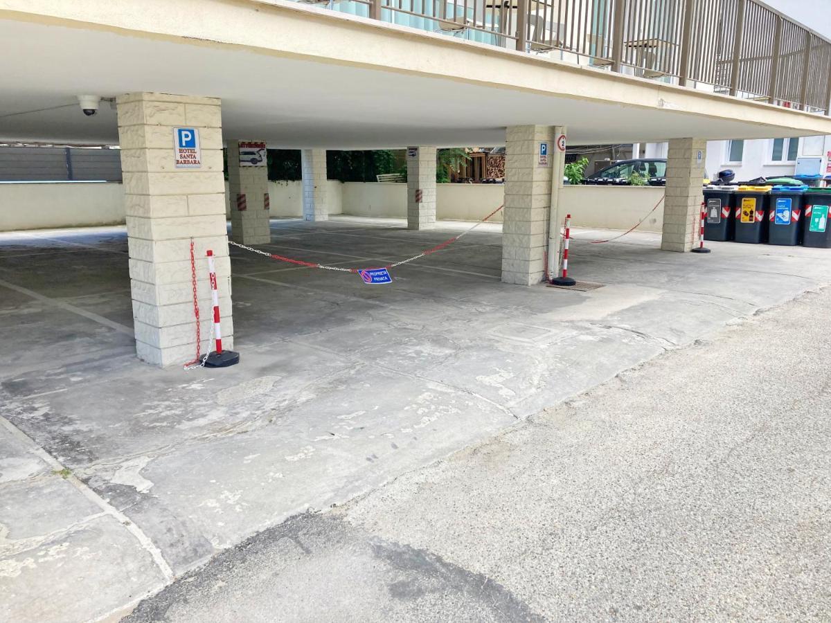 Santa Barbara Hotel & Apartments 贝拉里亚-伊贾马里纳 外观 照片